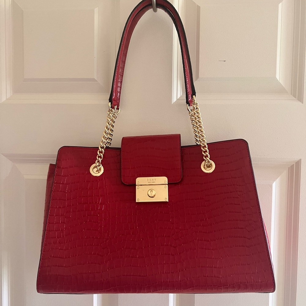 Dkny Red Crocodile-Embossed Shoulder Bag with Gold Chain Details